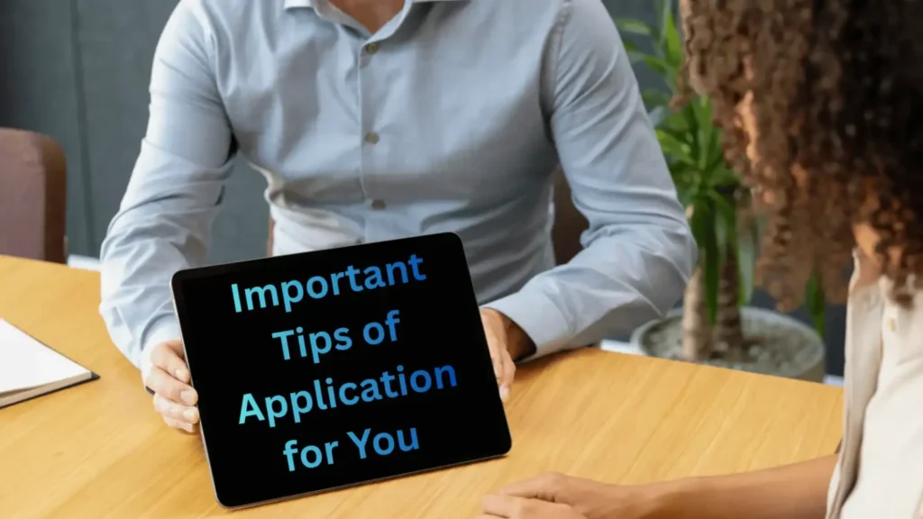 How to Apply Labour Card in India using smartphone with official government portal screen visible